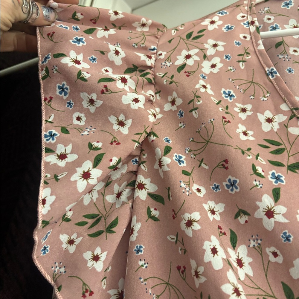 Floral Pink Ruffle Blouse - Picture 4 of 9